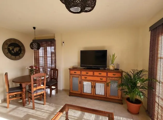 Next To Ajabo Pool & Ocean View Apartament