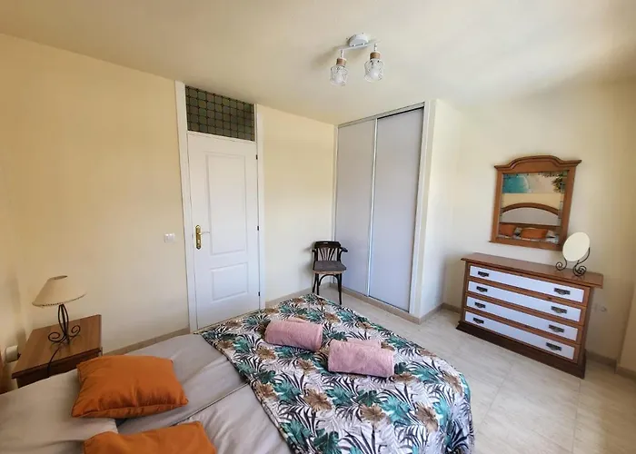 Next To Ajabo Pool & Ocean View