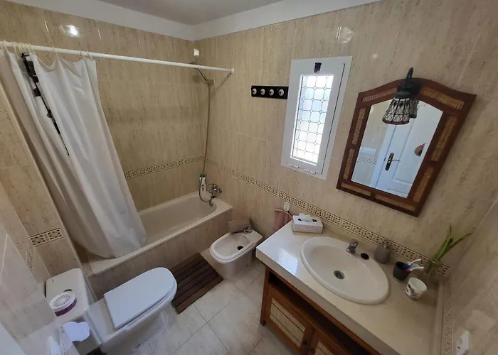 Next To Ajabo Pool & Ocean View * Кальяо-Сальвахе